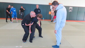 Pavel Matev shows wrestling